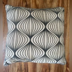 One (1) Beautiful Textured Pillow